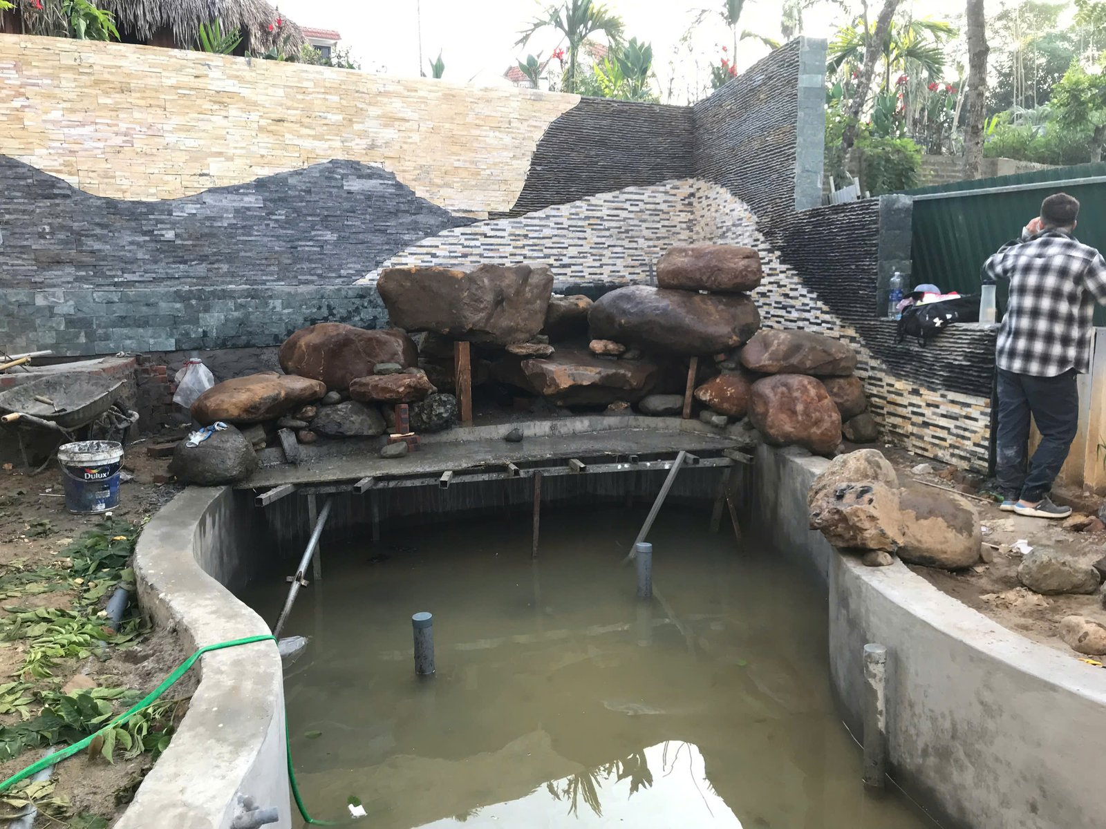 Bể Koi 12