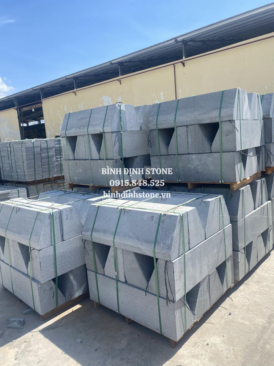 Đá Bó Vỉa Granite Xám